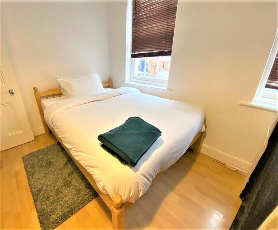 Smart 1 Bedroom Apartment In The City - Islington 런던 외부 사진